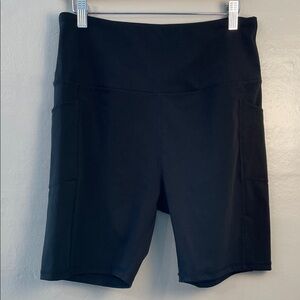 Leg3nd Women's Black High-Waisted Biker Shorts size X-Large